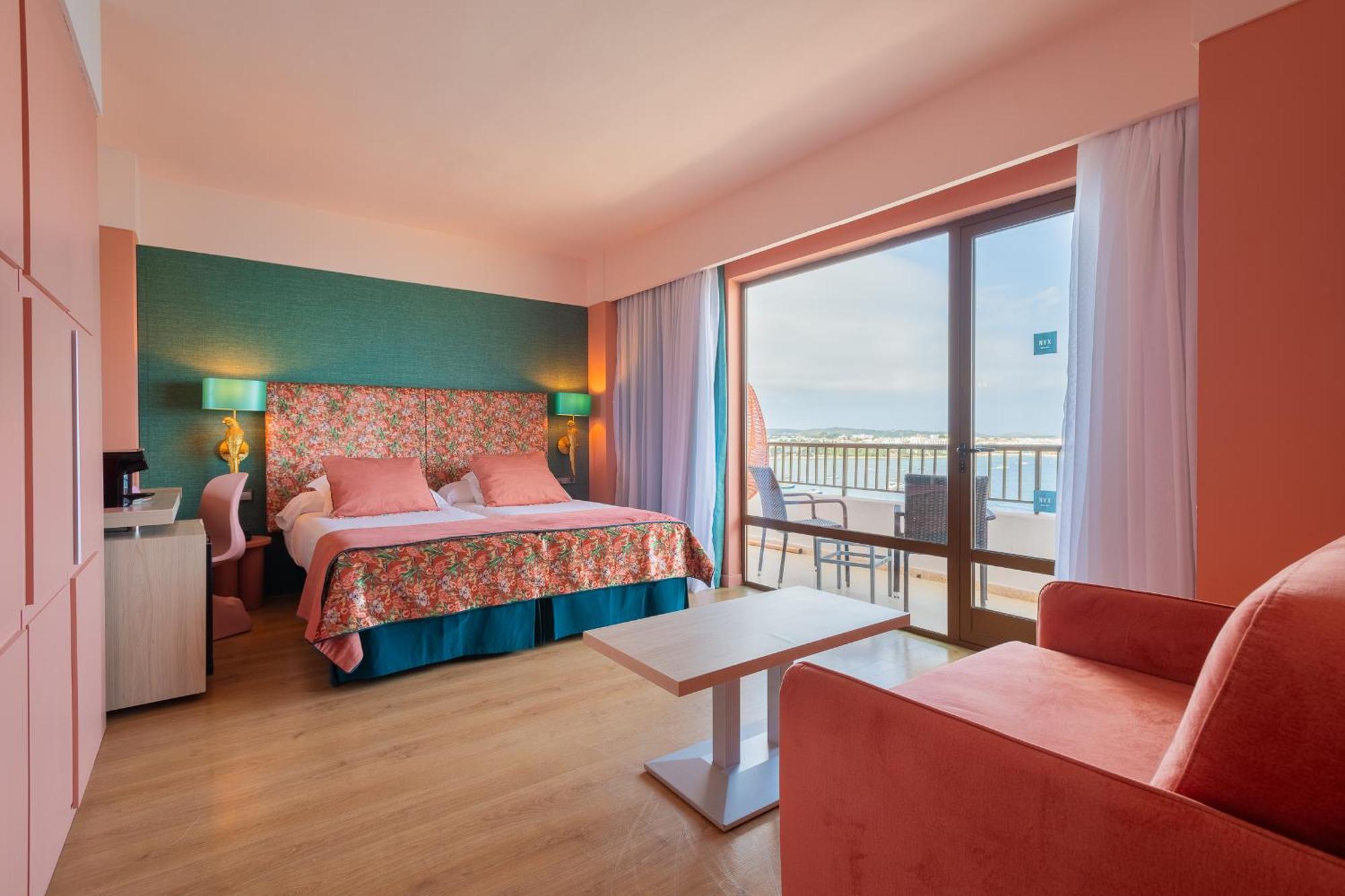 Nyx Hotel Ibiza By Leonardo Hotels-Adults Only Sant Antoni de Portmany Dış mekan fotoğraf