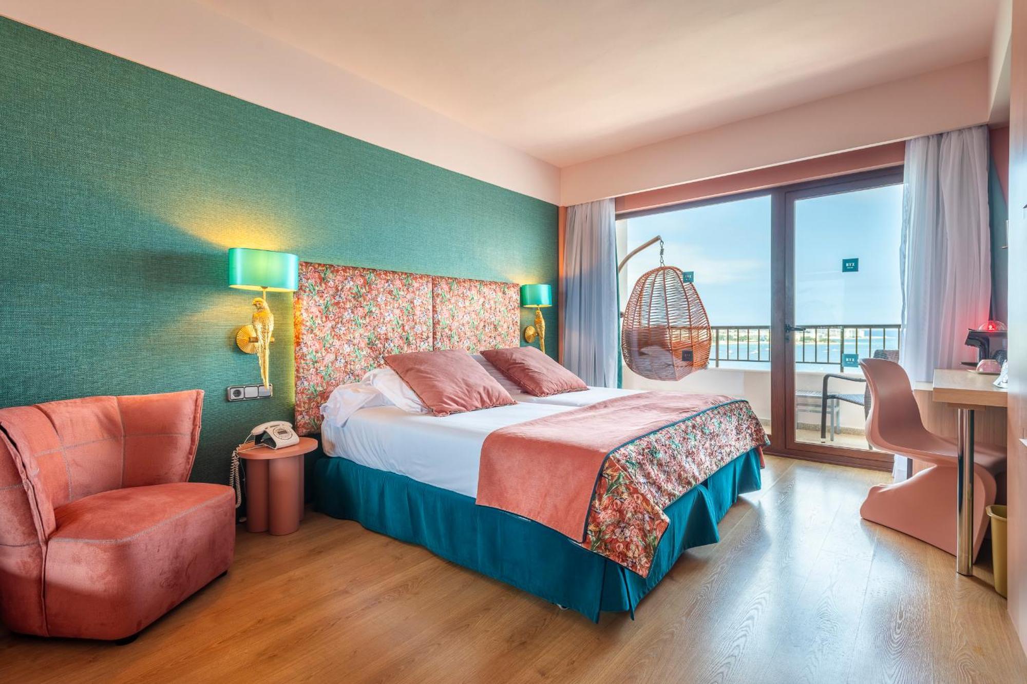 Nyx Hotel Ibiza By Leonardo Hotels-Adults Only Sant Antoni de Portmany Dış mekan fotoğraf