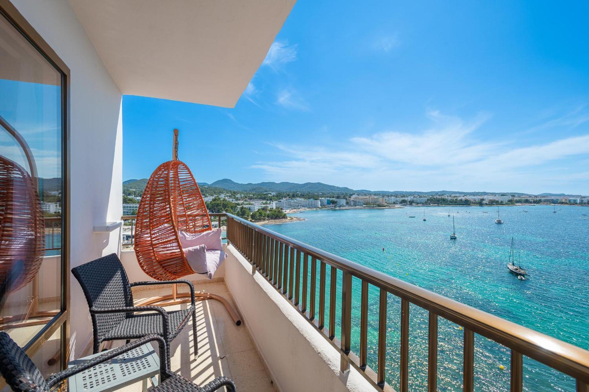 Nyx Hotel Ibiza By Leonardo Hotels-Adults Only Sant Antoni de Portmany Dış mekan fotoğraf